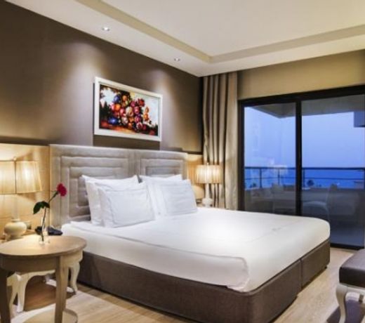 Bellis Deluxe Hotel