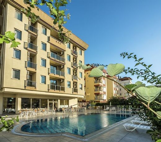 Santa Marina Hotel