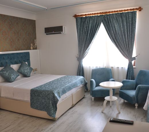 Urcu Hotel