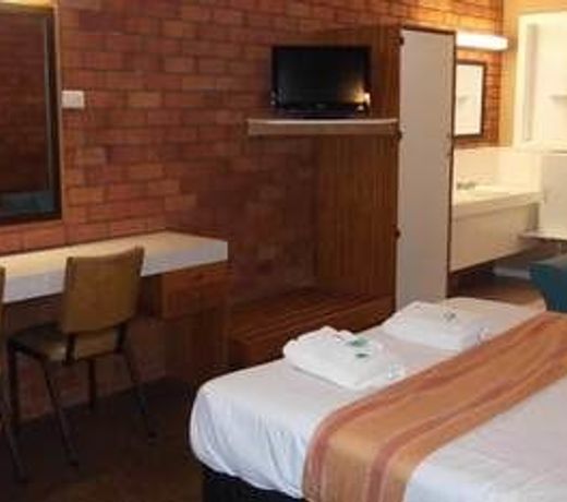 Hilldrop Motor Inn