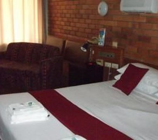 Hilldrop Motor Inn