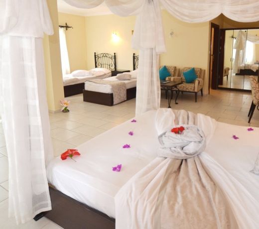 Hotel Cachet - Adult Only +14