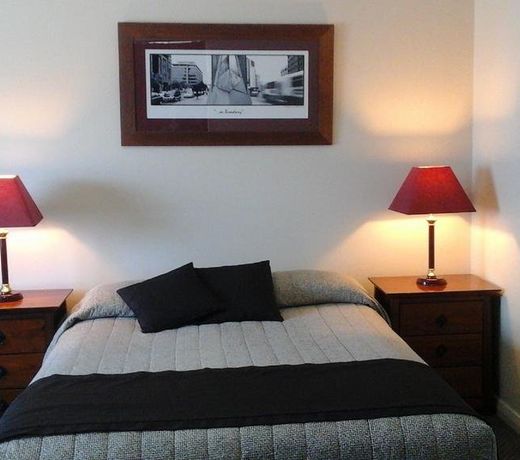 Willows Motel