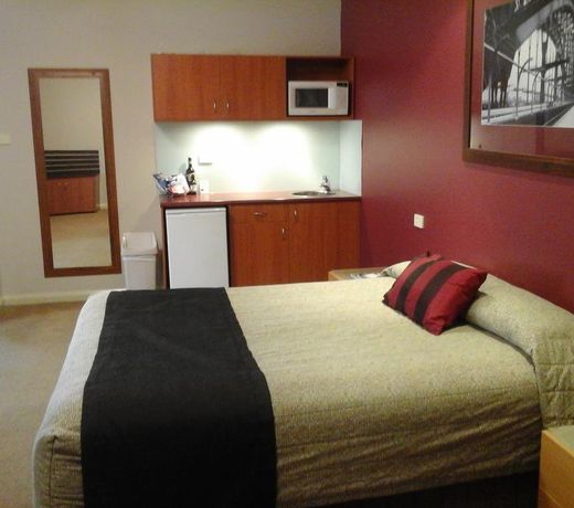Willows Motel