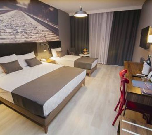 Ramira City Hotel - Adult Only (16+)