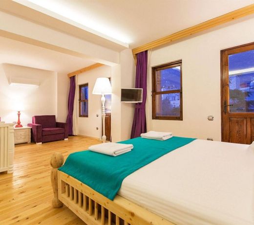 Elixir Hotel