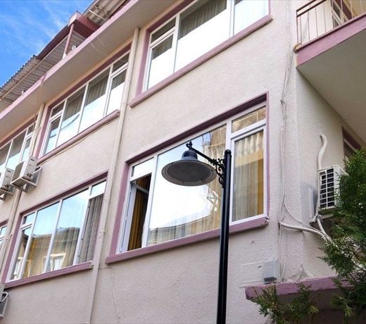 Ozmen Hotel
