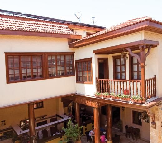 Cicerone Lodge Hotel