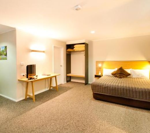 Posthouse Motor Lodge
