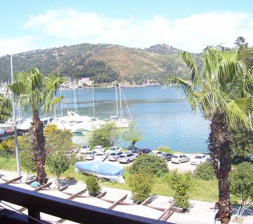 Levent Hotel