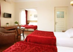 Seraglio Hotel & Suites фото 2