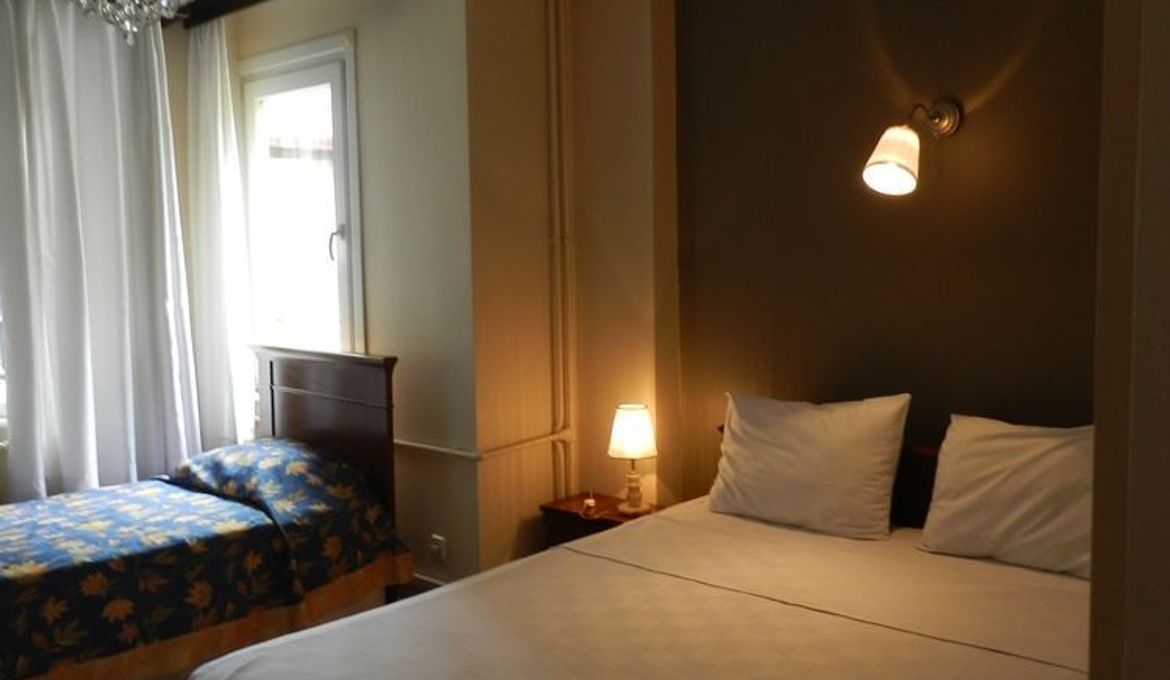 Berk Guesthouse - Grandma's House