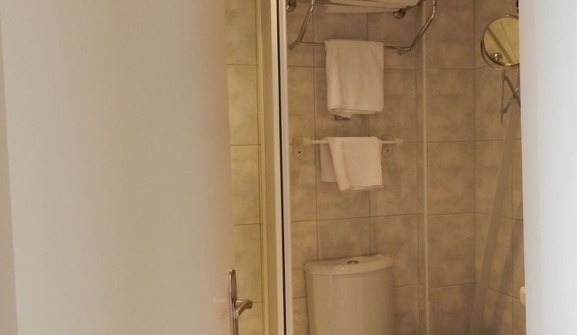 Berk Guesthouse - Grandma's House