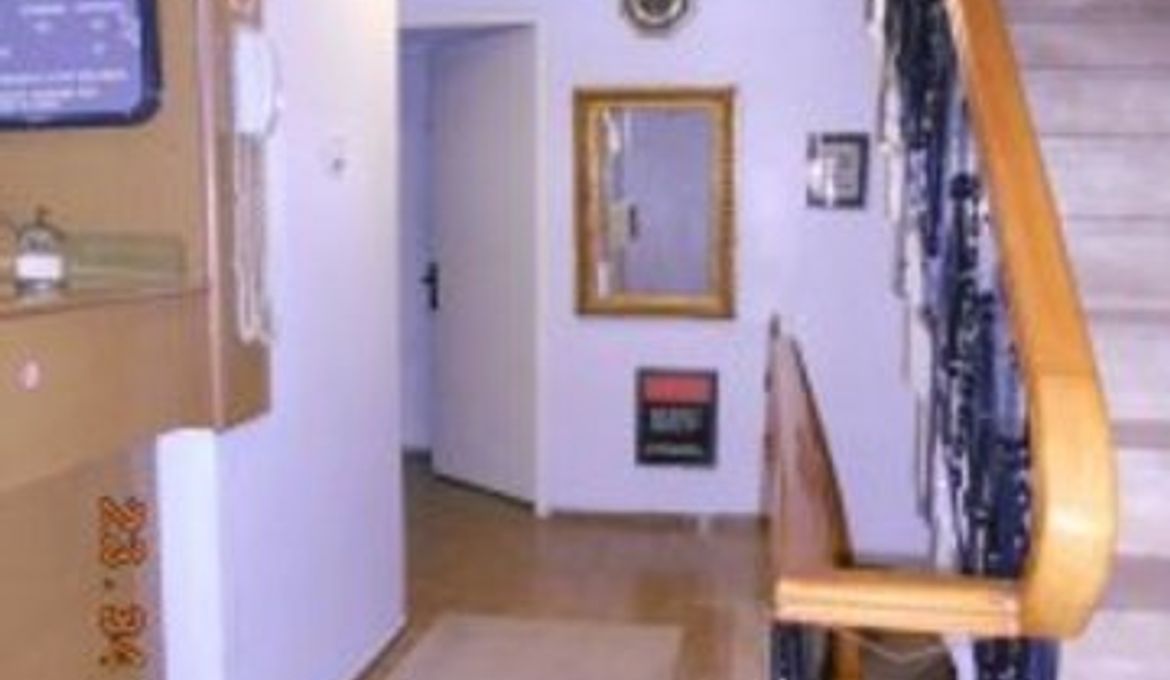 Berk Guesthouse - Grandma's House
