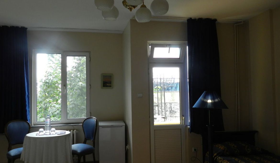 Berk Guesthouse - Grandma's House