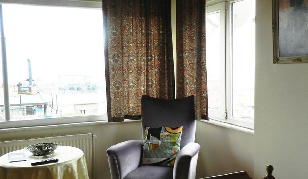 Berk Guesthouse - Grandma's House