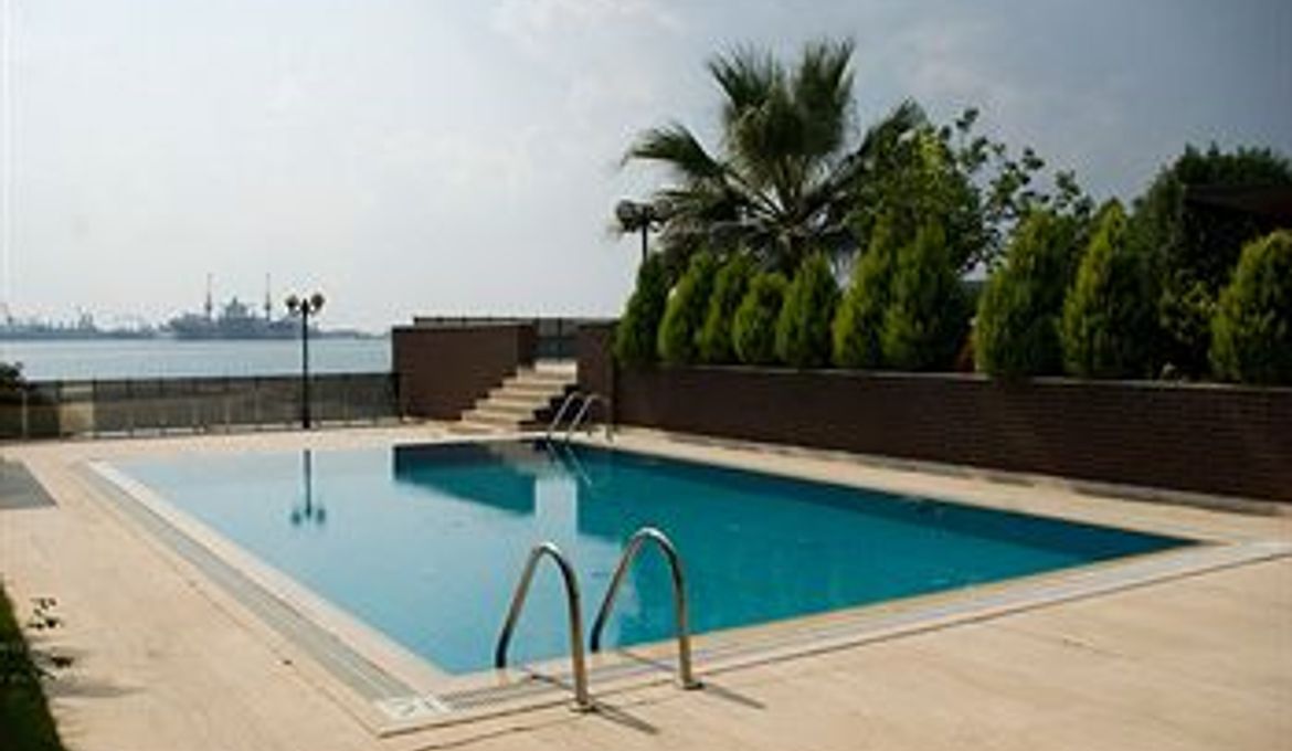 Blue Marine Hotel