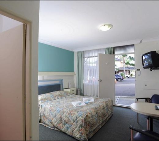 BERMUDA MOTOR INN