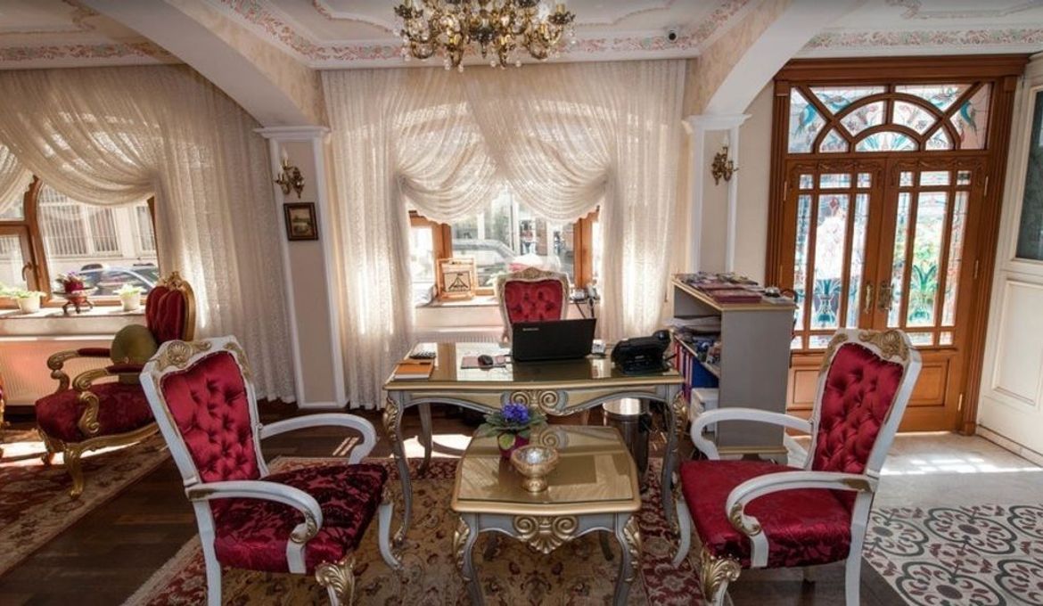 Muyan Suites