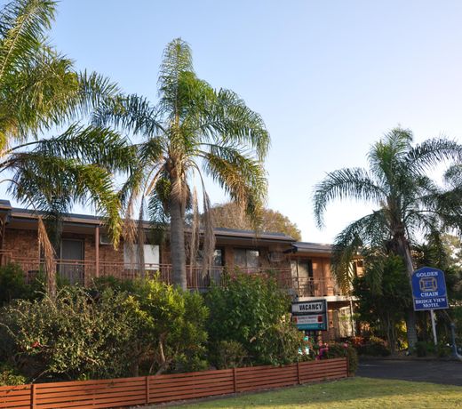 Bridge View Motel