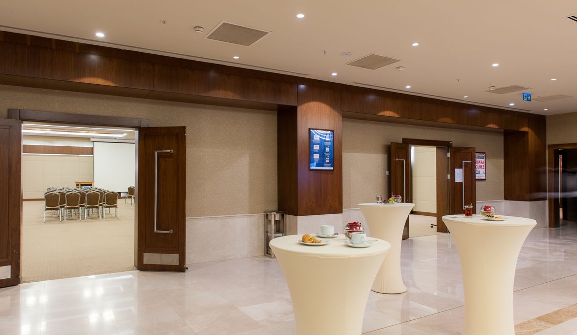 ISG Airport Hotel