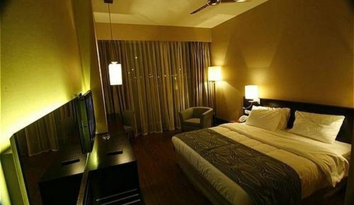 ISG Airport Hotel