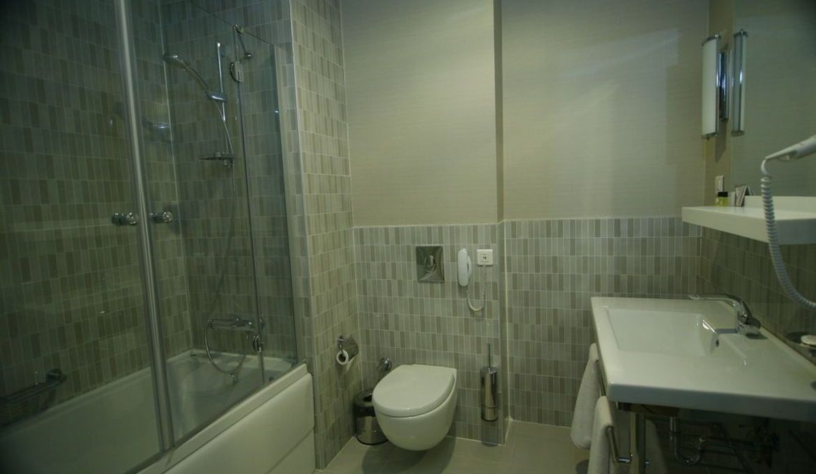 ISG Airport Hotel
