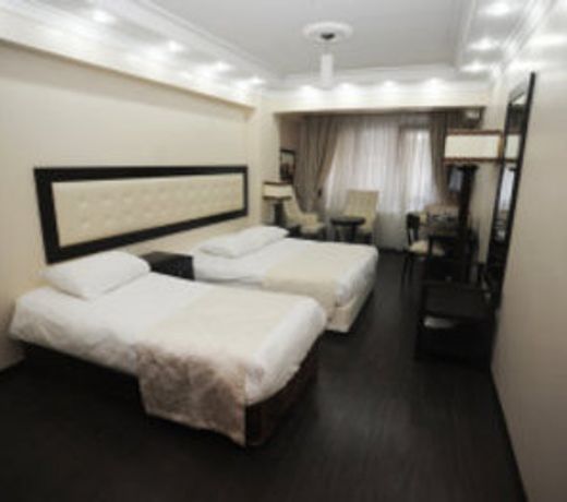 Cumbali Luxury Boutique Hotel
