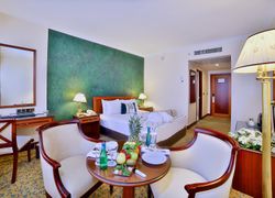 Holiday Inn Sisli фото 2