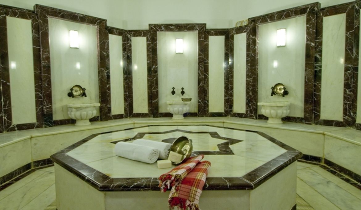 WOW Airport Hotel