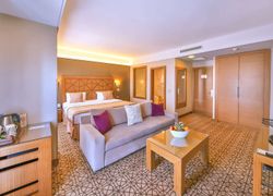 Ramada By Wyndham İstanbul Taksim фото 2