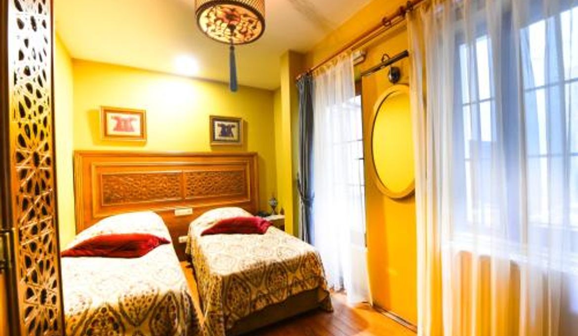 Merial Hotel