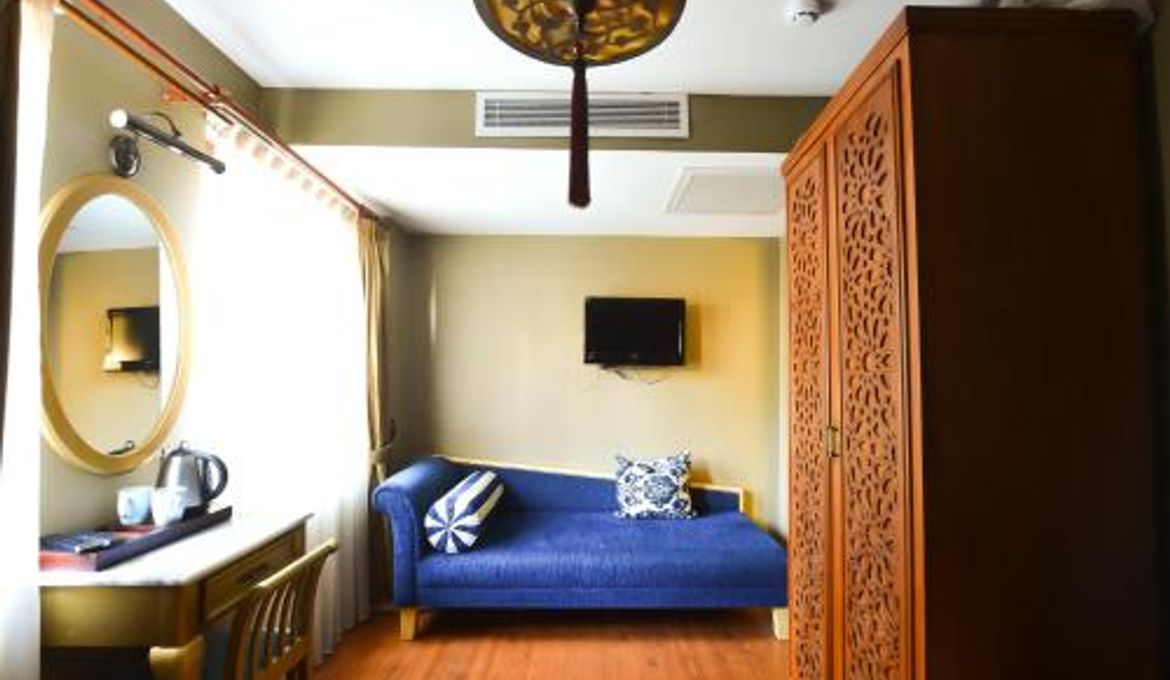 Merial Hotel