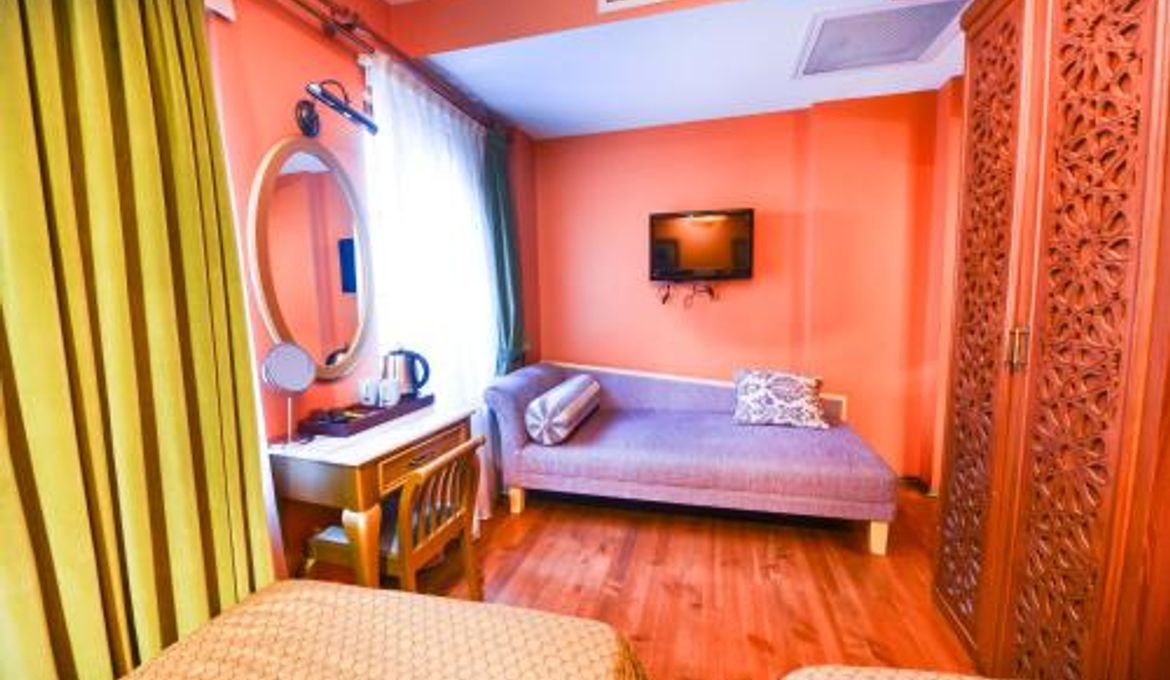 Merial Hotel