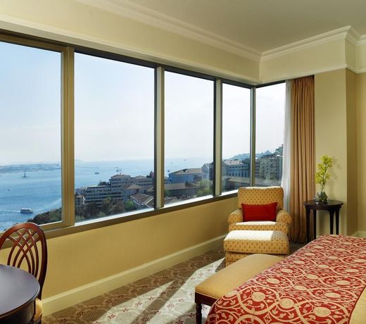 The Ritz-Carlton, Istanbul at the Bosphorus