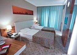 Royan Suites фото 2