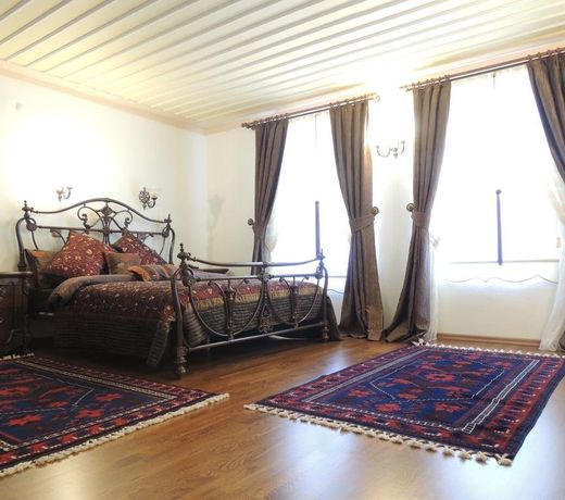 ZÜMRA SULTAN KONA?I