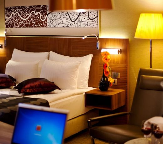 Crowne Plaza Istanbul Harbiye, an IHG Hotel