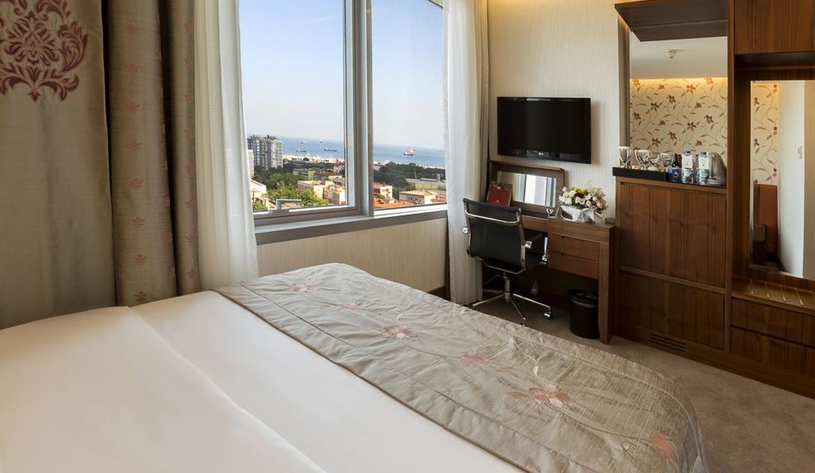 Ramada Hotel & Suites Istanbul - Atakoy