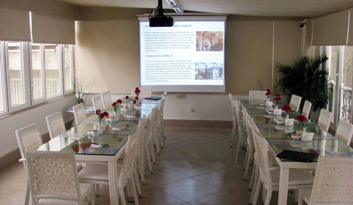 White Palace Otel