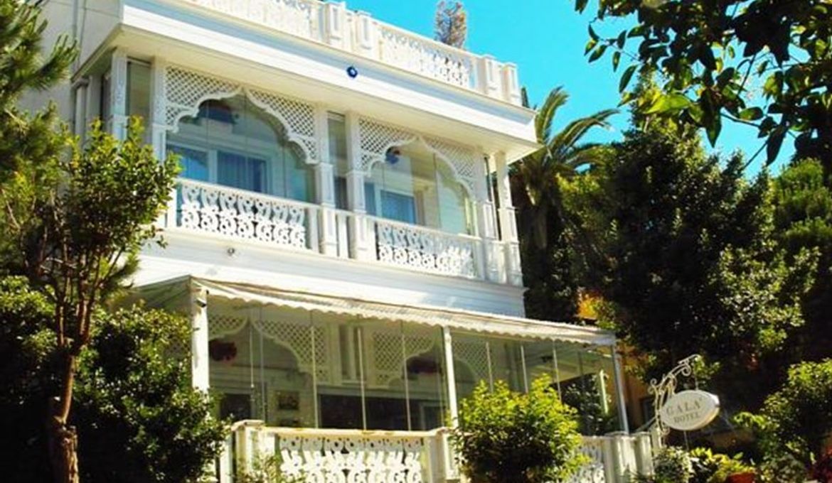 White Palace Otel