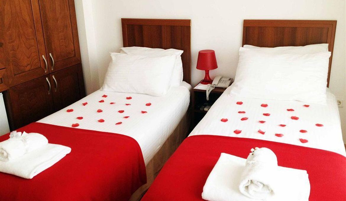 White Palace Otel
