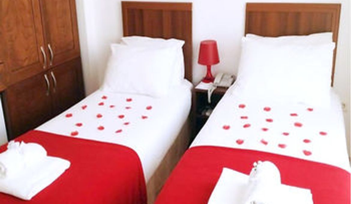 White Palace Otel