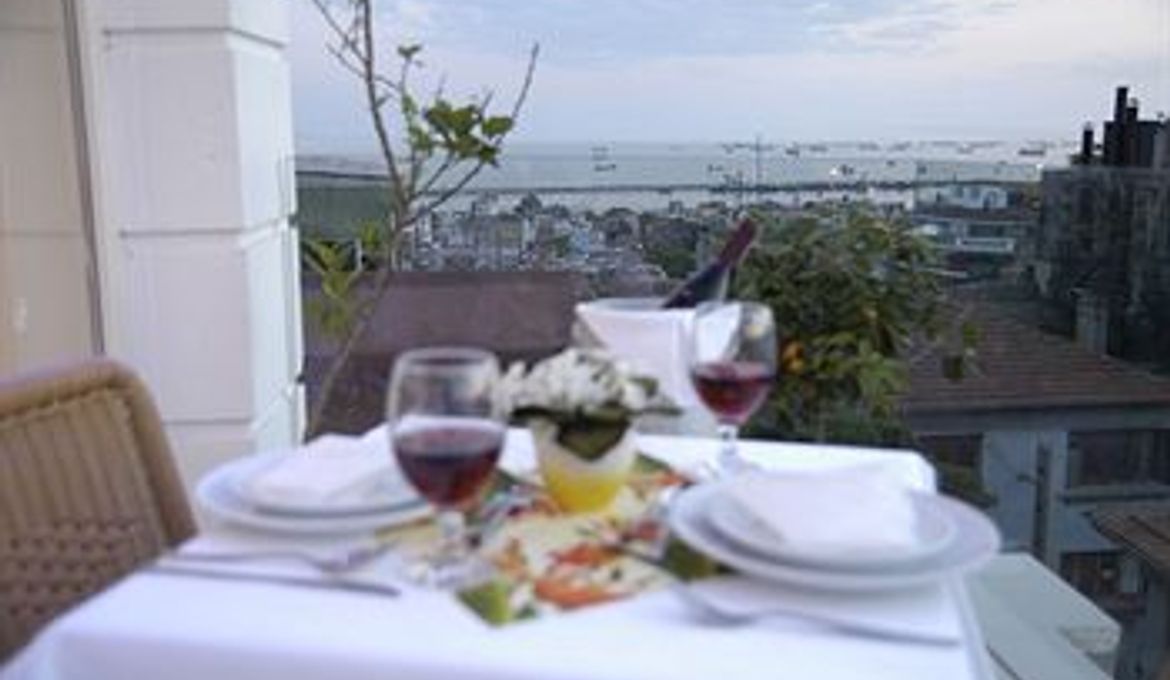 Sembol Hotel