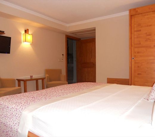 Alacatı Leylak Hotel
