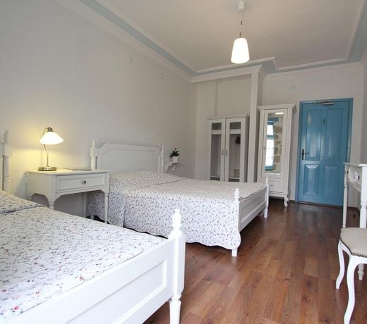 Alacati Zeytin Konak Hotel