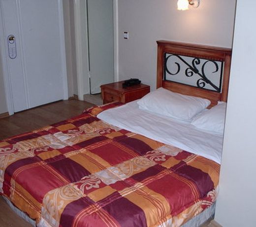 Antikhan Hotel
