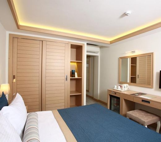 DoubleTree by Hilton Bodrum Marina Vista