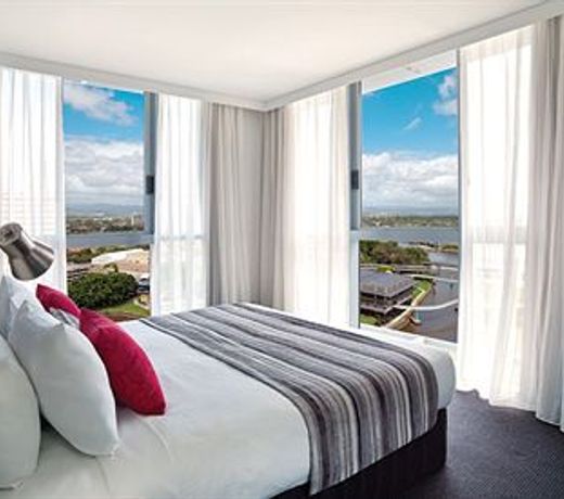 Meriton Suites Broadbeach