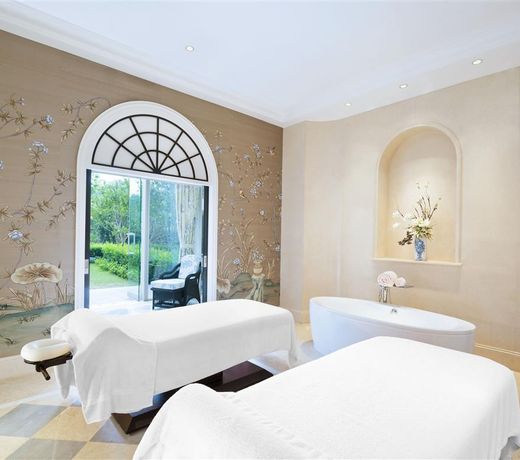 The Azure Qiantang, a Luxury Collection Hotel, Hangzhou
